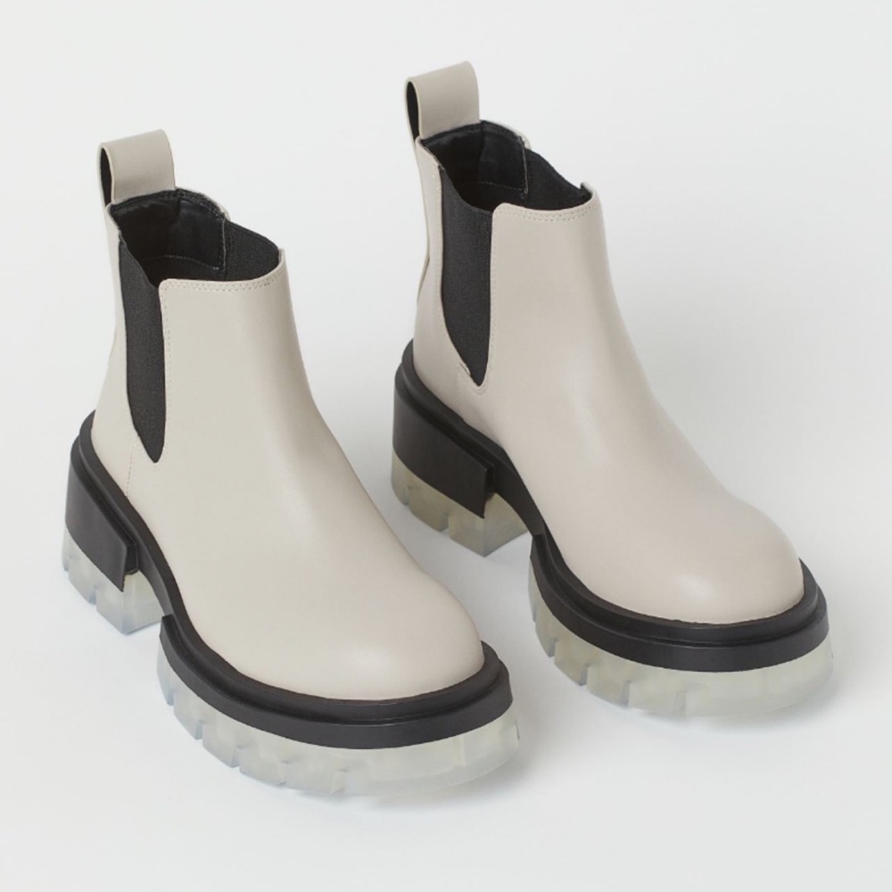 H&M Chelsea Boot - Picture 2 of 13